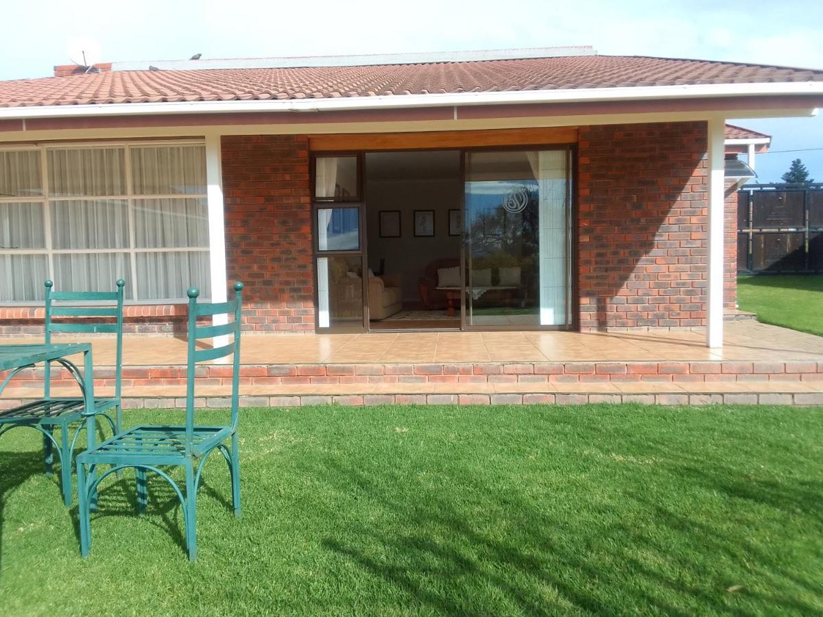 Botleng Guest House Boqate Extérieur photo